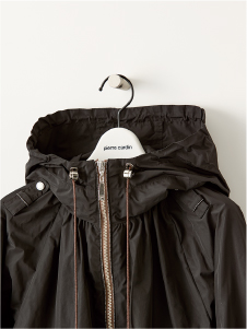 BALLOON-FORM BLOUSON エアリーフォルムで提案するスポーティブルゾン 